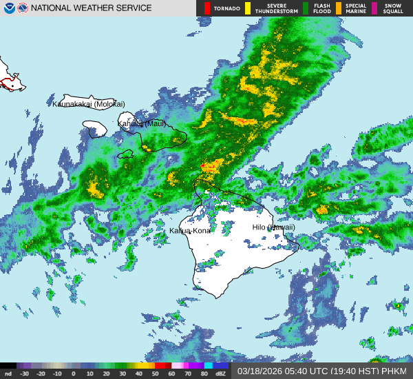 animated gif of weather radar reports from the Big Island of Hawai'i showing storm activity in the far north of Hawai'i Island and southern Maui