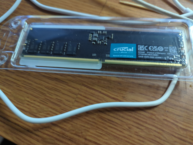 photo of a DDR RAM module in its package