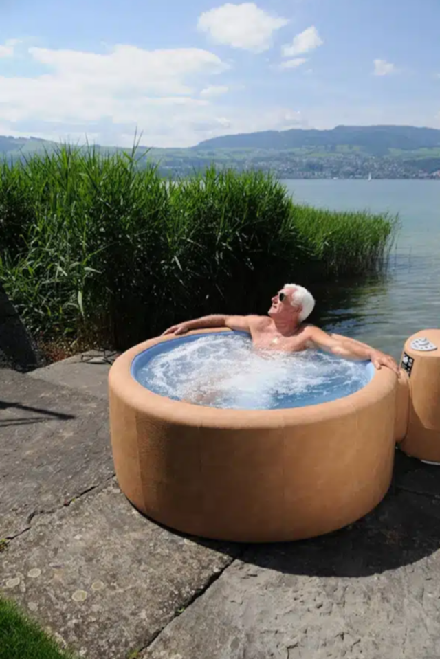 photo of the Softub unconventional hot tub